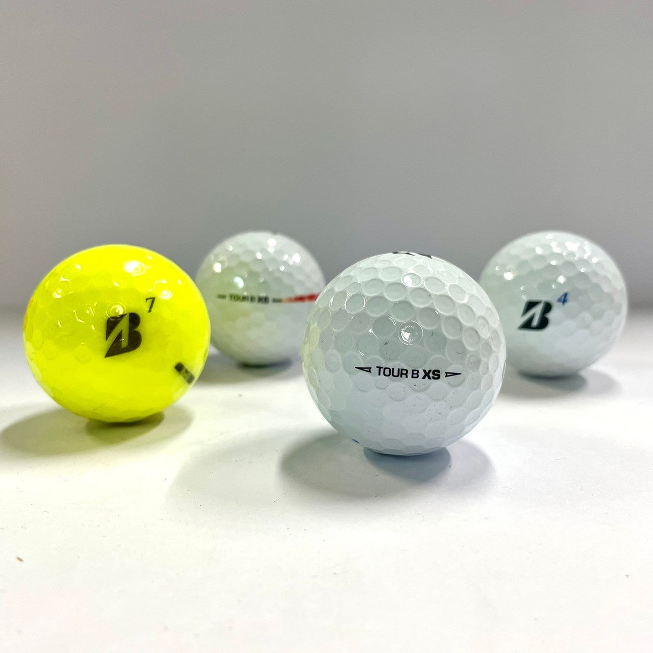ロストボール ブリヂストン BRIDGESTONE TOUR B XS 年代混合 混合 20球 【A+ABランクマーカー入り】 ゴルフボール 【中古】