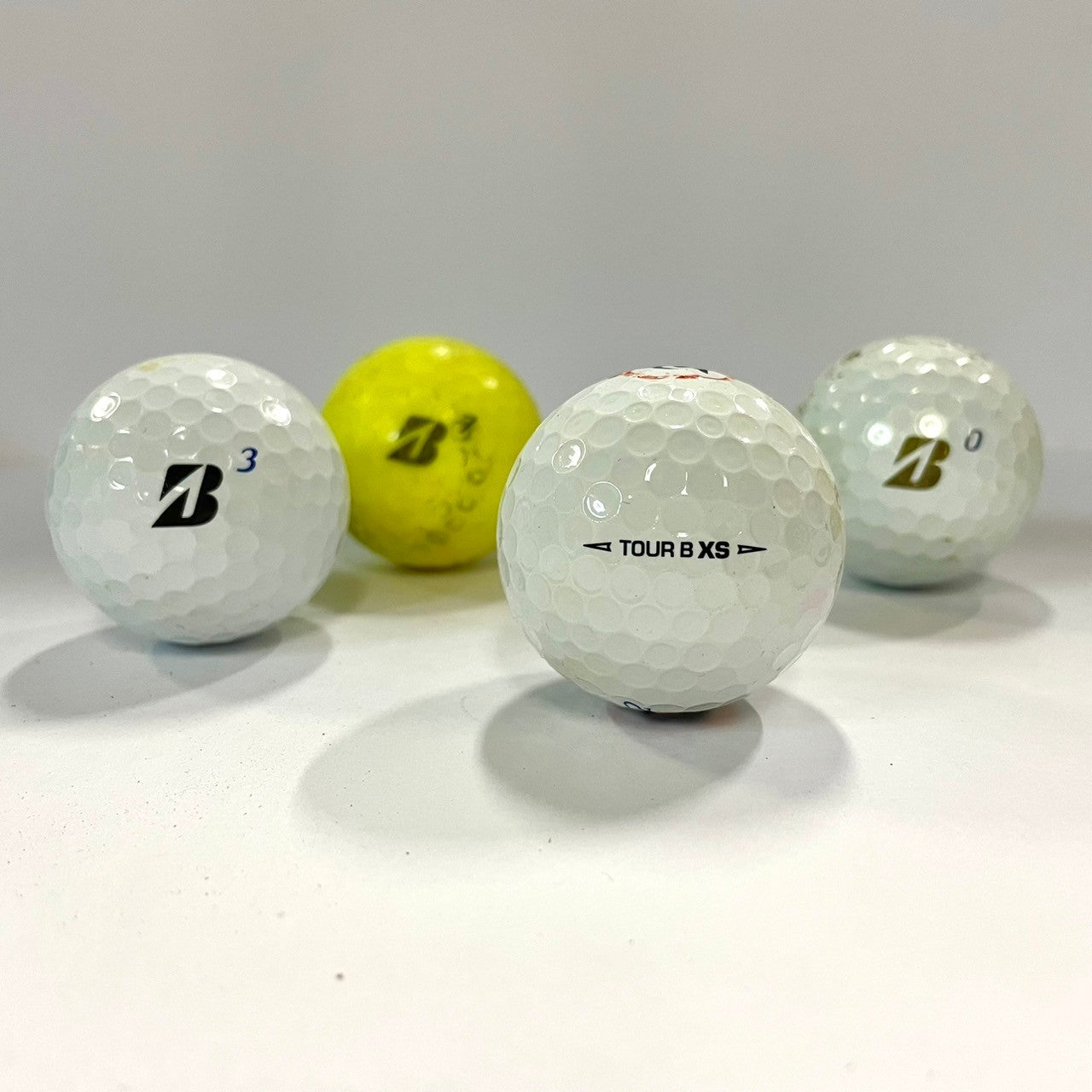 ロストボール ブリヂストン ツアーB XS 年代混合 200球 Bランク 中古 ゴルフボール エコボール