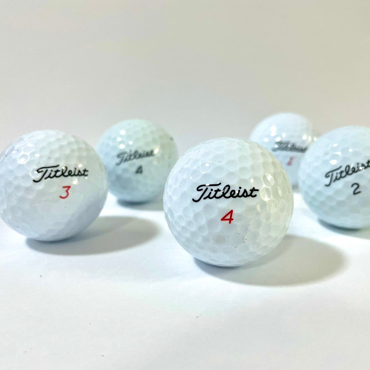 ロストボール タイトリスト Titleist 各種混合 ホワイト系 200球 【Bランク】