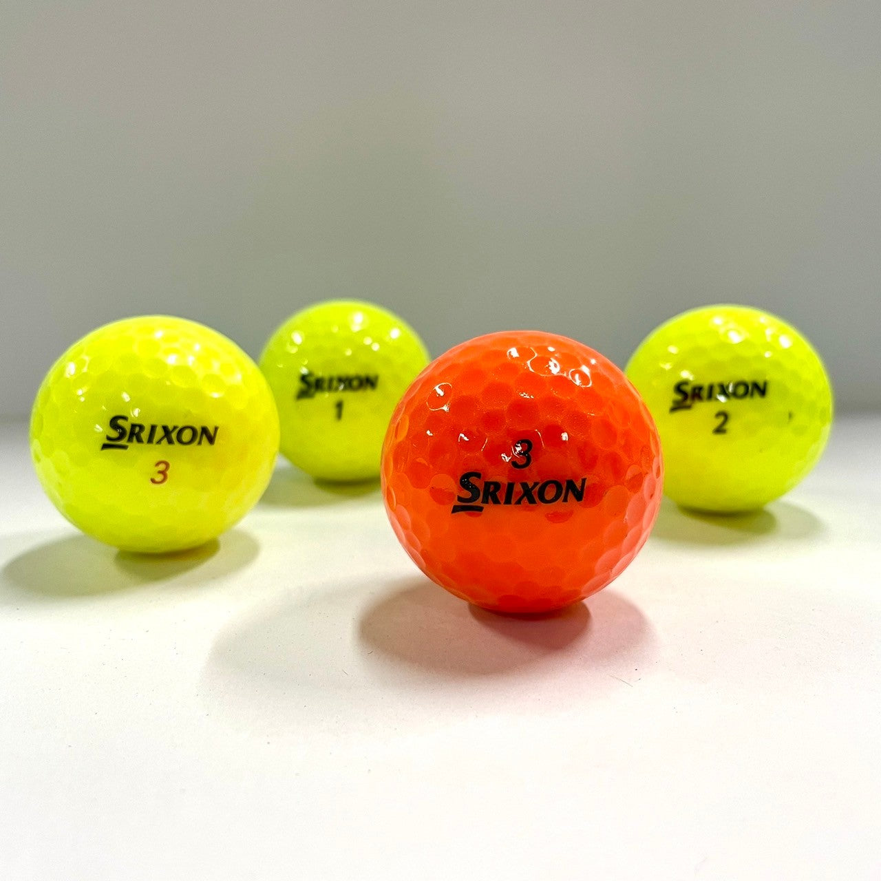 ロストボール スリクソン SRIXON 各種混合 カラーボール 30球 【Aランク】 ゴルフボール 【中古】